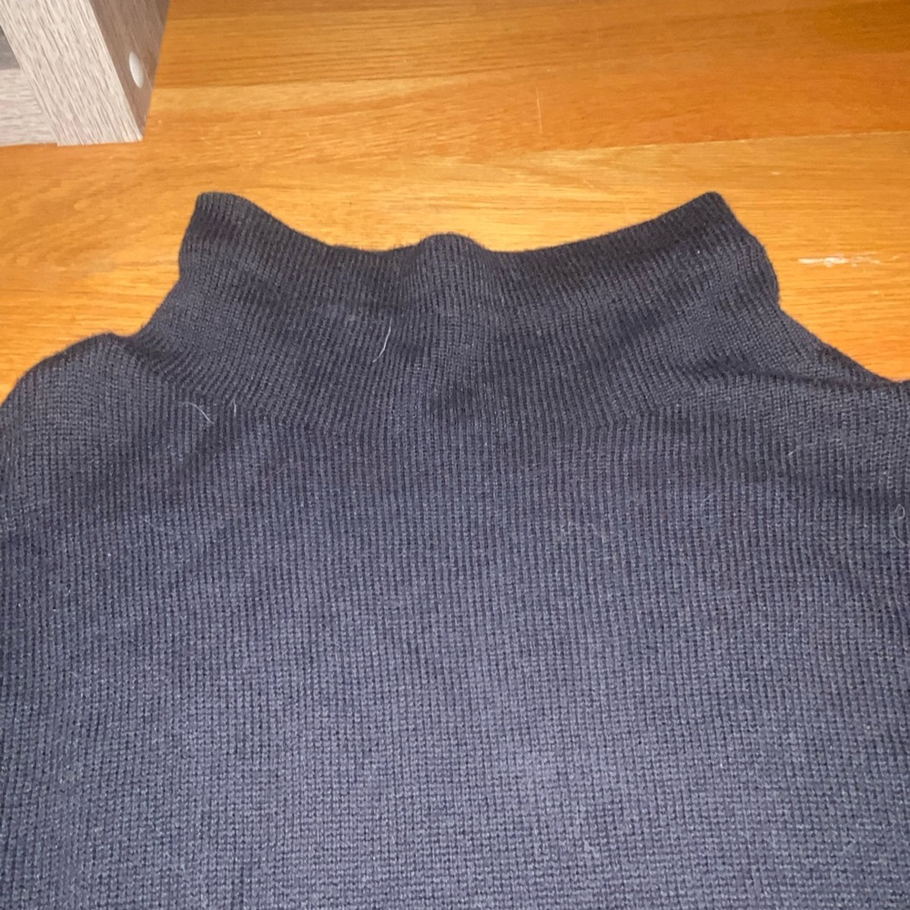 Xl mock turtle neck sweater
